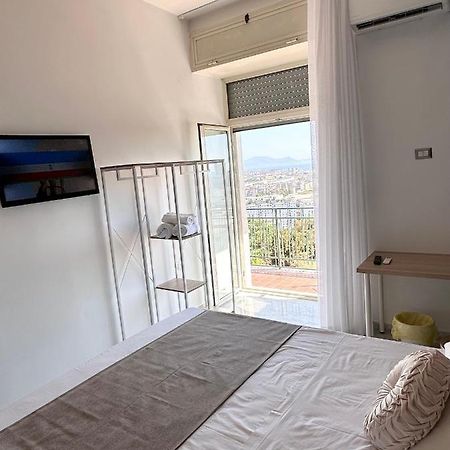 Airport Seaview Rooms เนเปิลส์ ภายนอก รูปภาพ